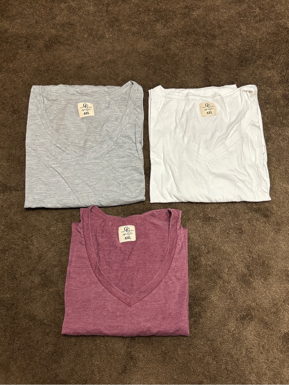 Set of 3 V-Neck Tees - Gray, White, Mauve